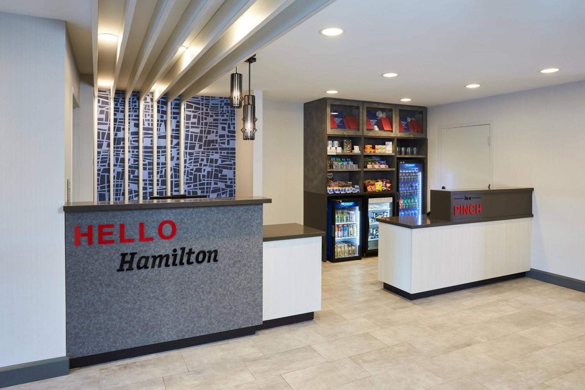 Towneplace Suites By Marriott Hamilton Eksteriør bilde